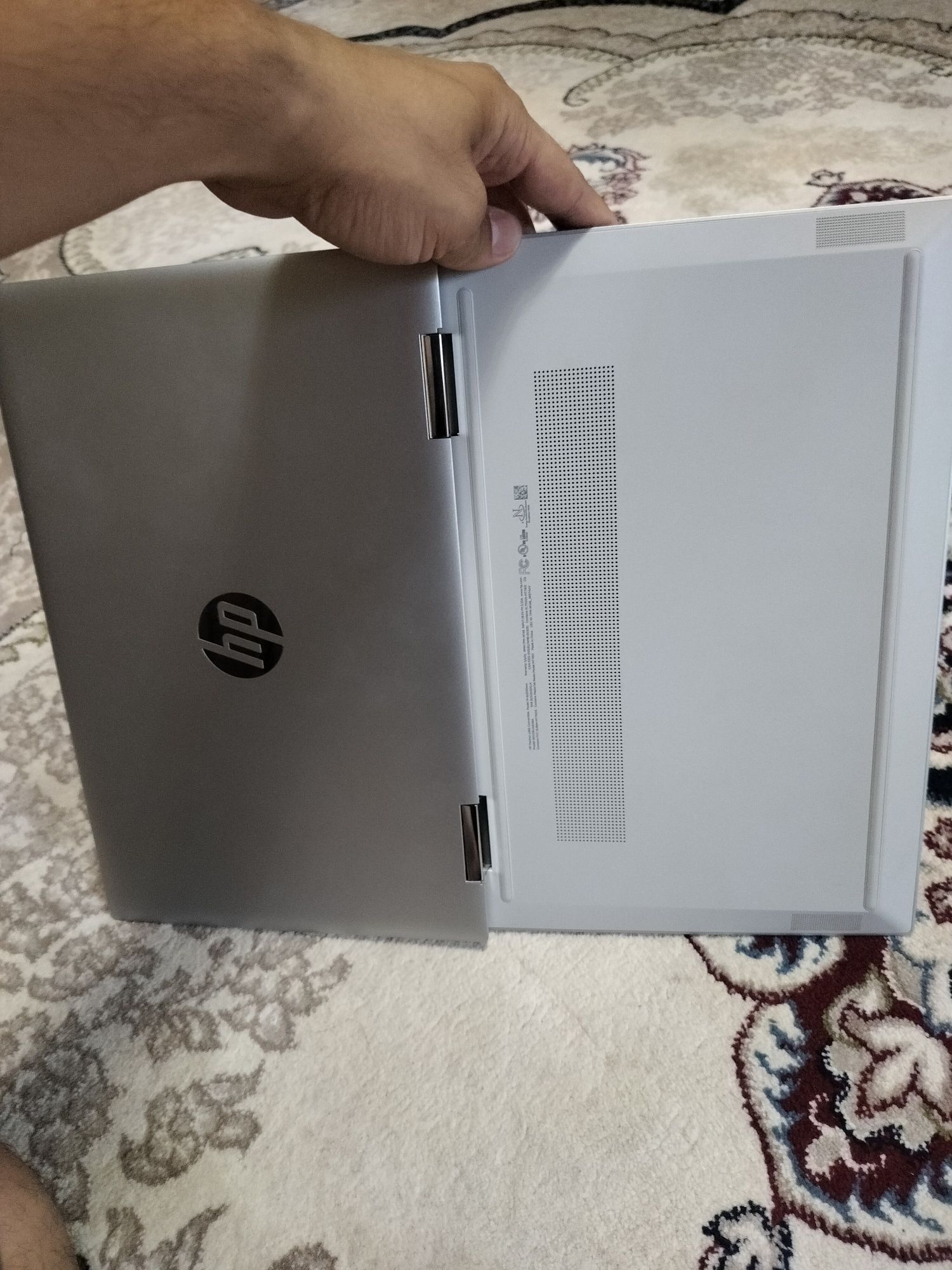 Notebook HP 360 ideal holati