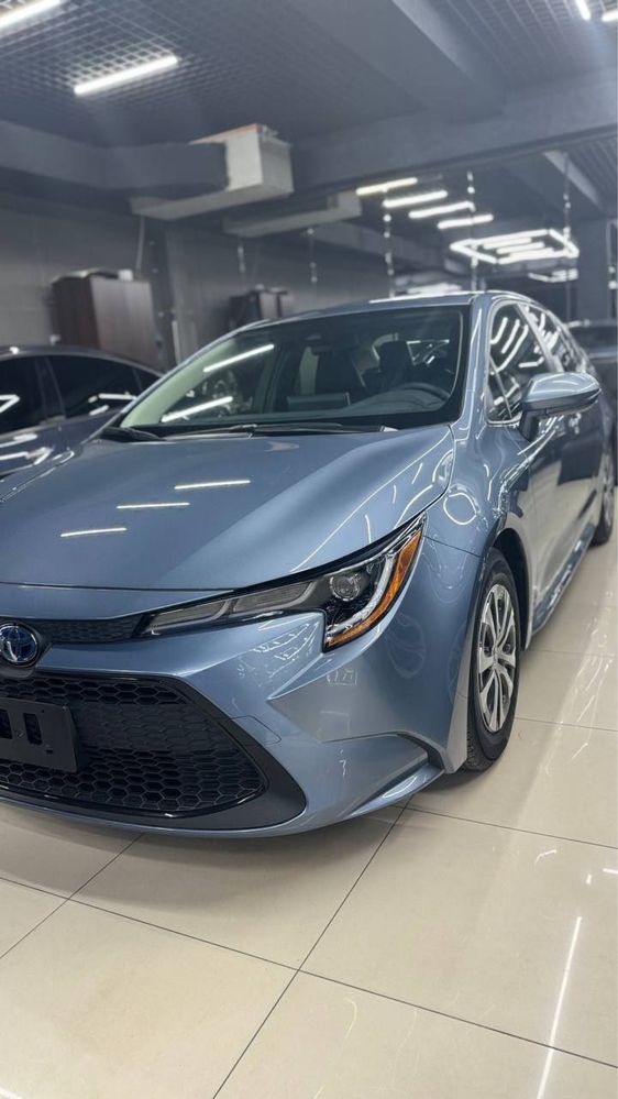 Tayota corolla HYBRID