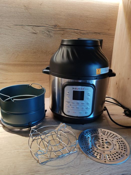 Instant Pot DUO CRISP + AIR FRYER - 5.7 литра