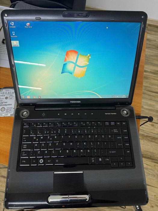 Laptop Toshiba Satellite A300 Intel Core 2 Duo T6400