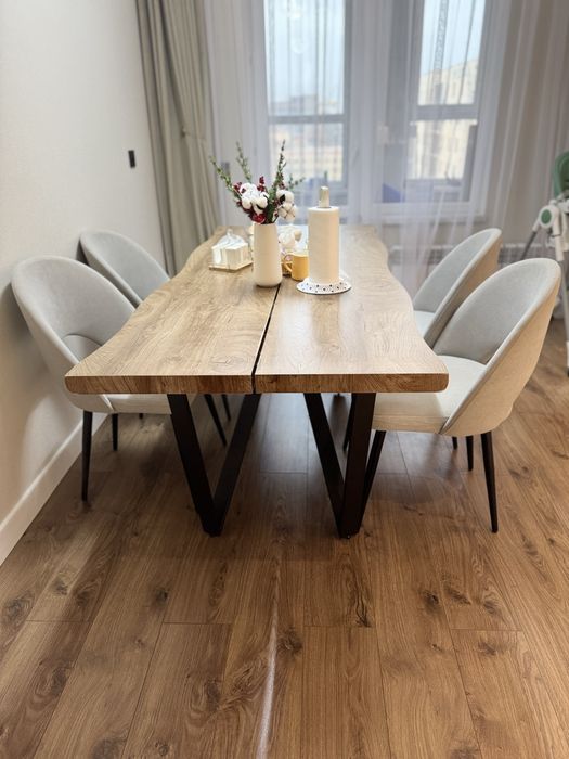 Продам кухонный стол