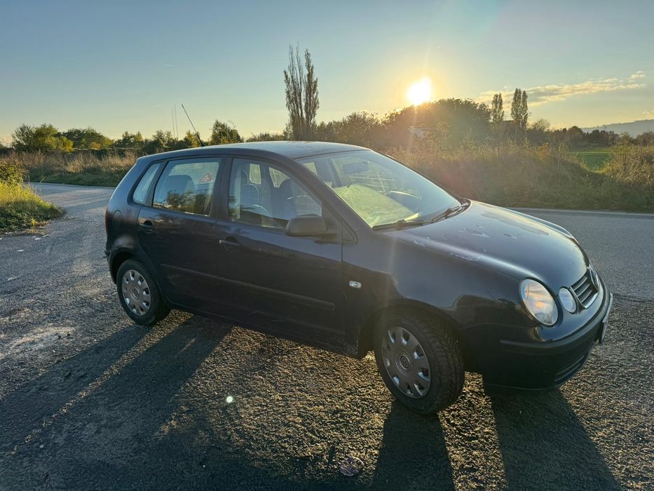 Vând Volksewagen Polo