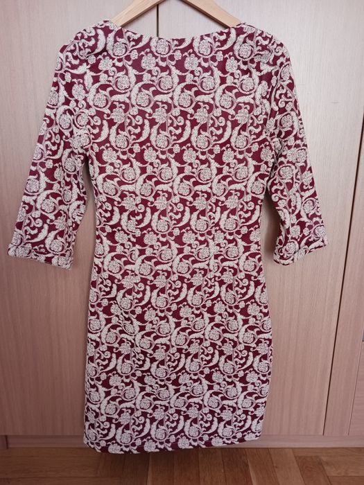 Официална елегантна рокля
25 лв
12,78 €