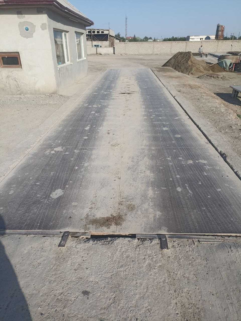 Avtotarozi srochno sotilai