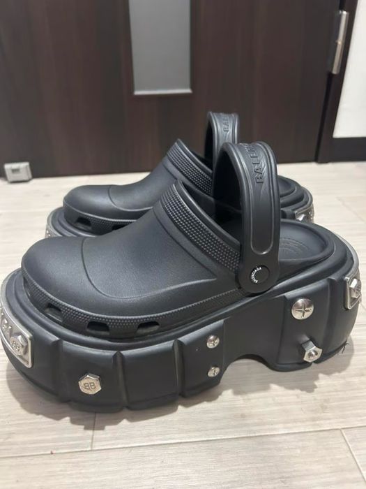 Crocs balenciaga