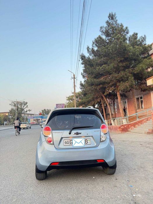 Гозал холатдаги Chevrolet spark