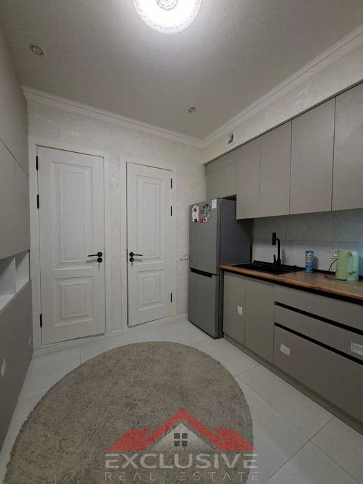 3х комнатная квартира на 1 этаже 77кв/м, в Самарканде