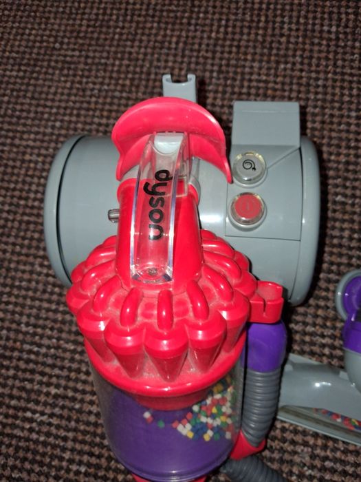 Vand jucarie aspirator dyson
