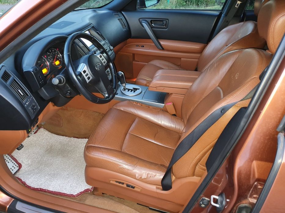 Vând Infiniti FX 45 din 2005 + GPL