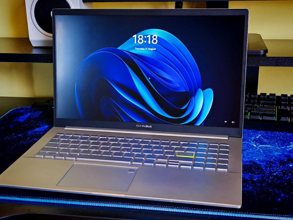 Vand Laptop ASUS Vivobook