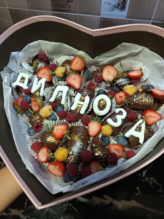 BENTO tort chirchiq