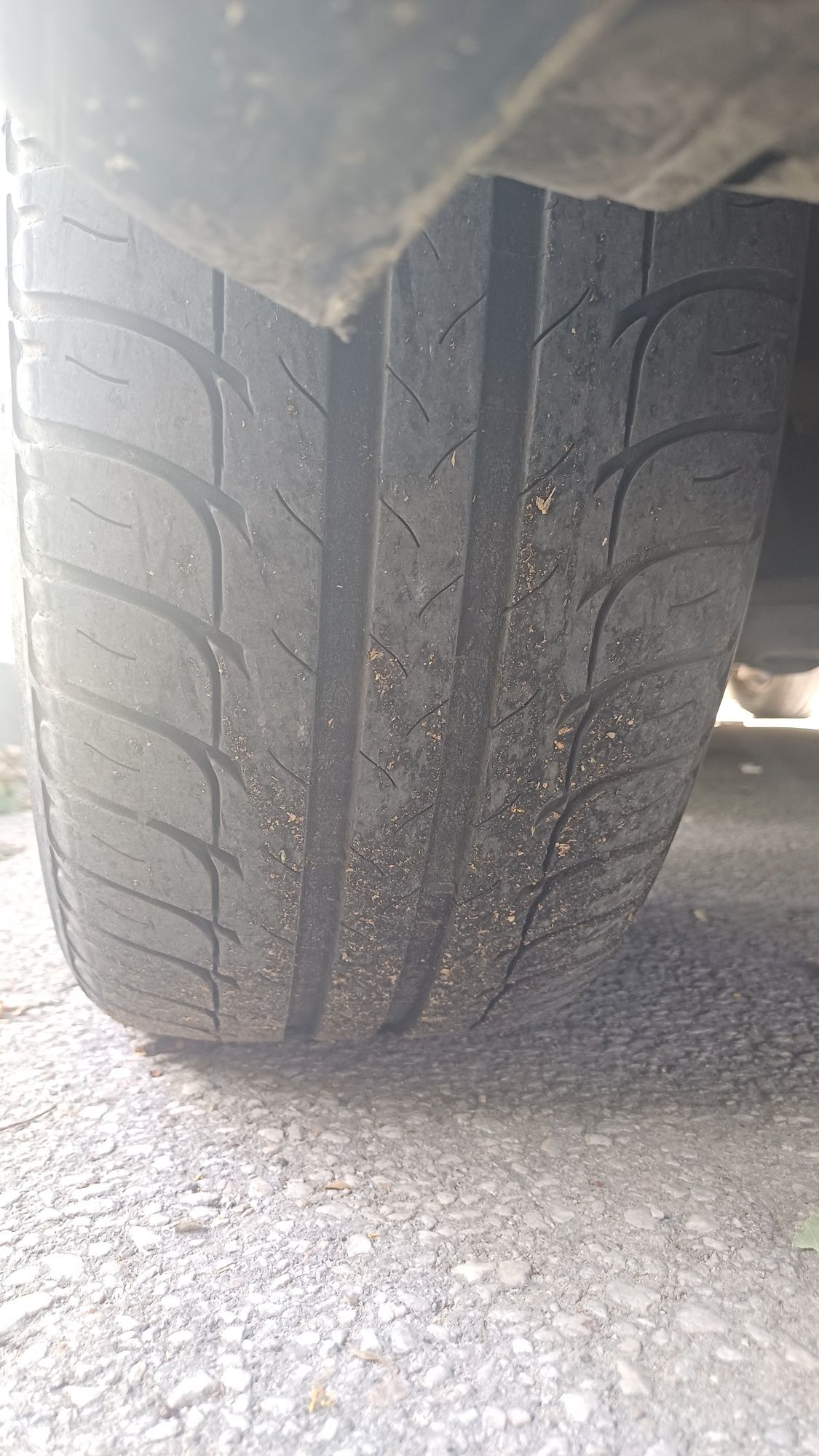 Mazda 323f 1.5..