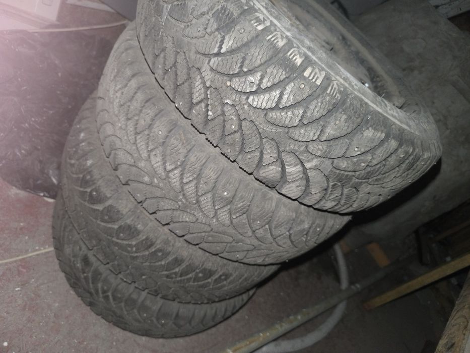 Шина R 13 комплект