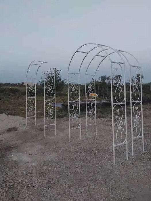 Arcade de trandafiri