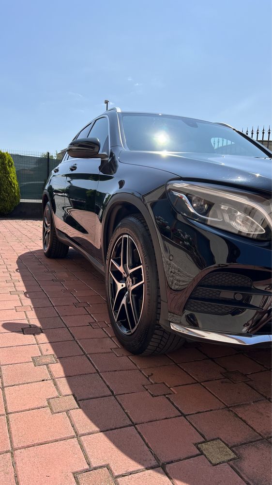 Mercedes-Benz GLC 250 pachet AMG