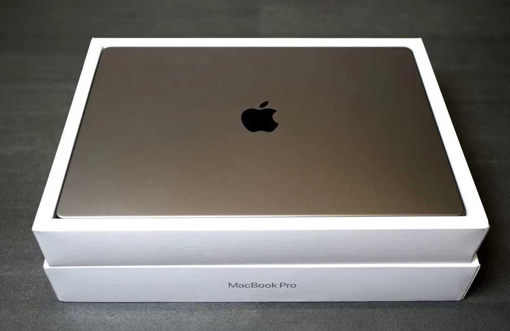 Лаптоп Apple MacBook Pro 16  M1 Pro 16GB 1TB 65 цикъла