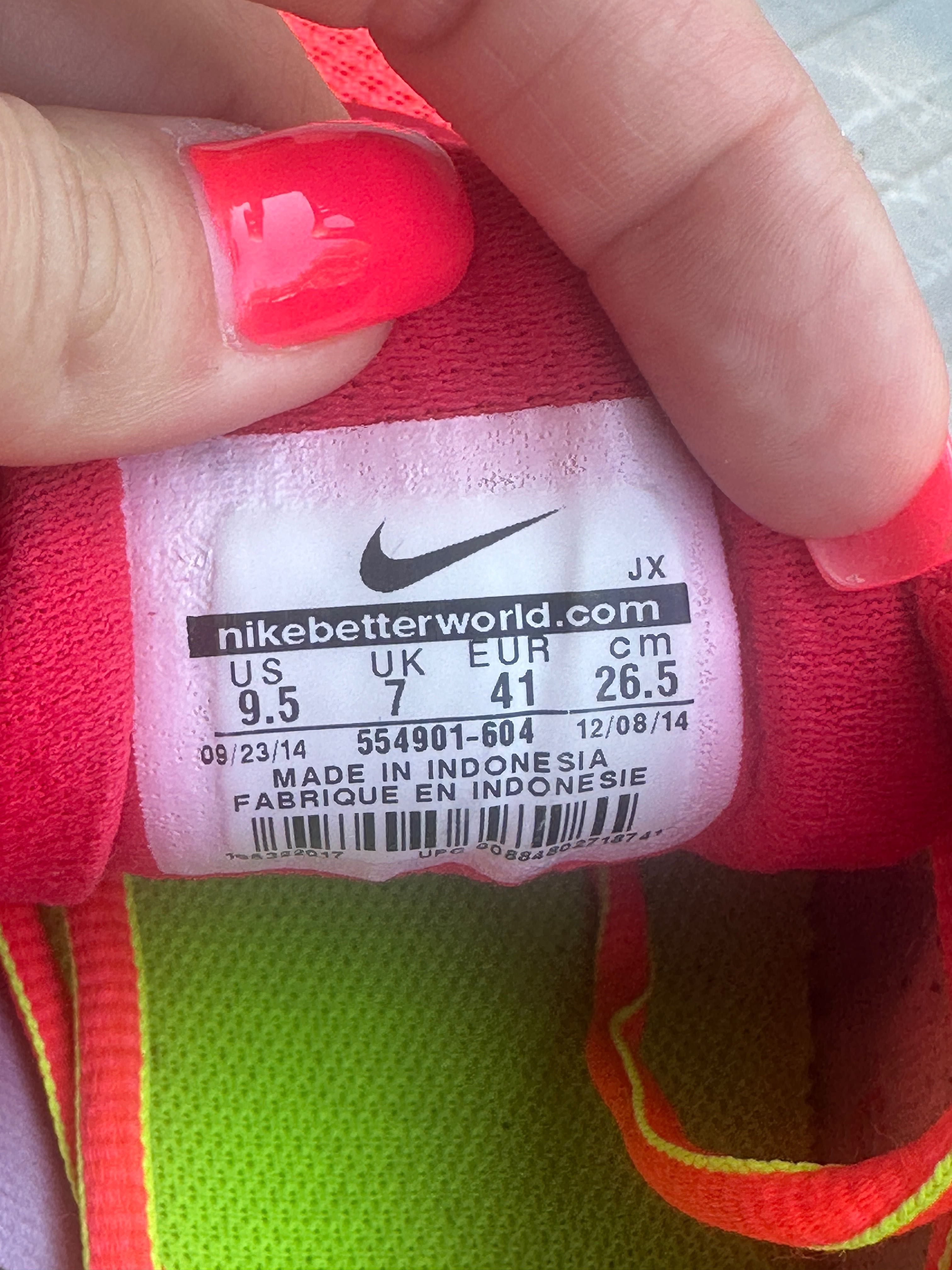 Маратонки найк 41 номер/ Nike