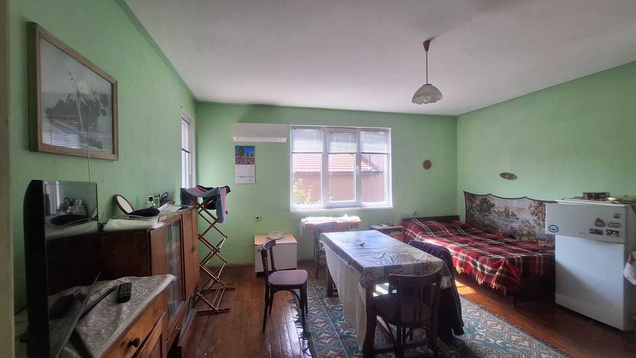 Продава се Къща в Елин Пелин - 452 кв.м за 863 €/кв.м - Снимка #10