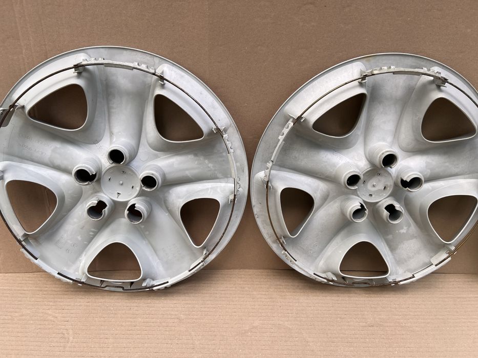 Оригинални тасове за Опел 16 цола Като чисто нови.