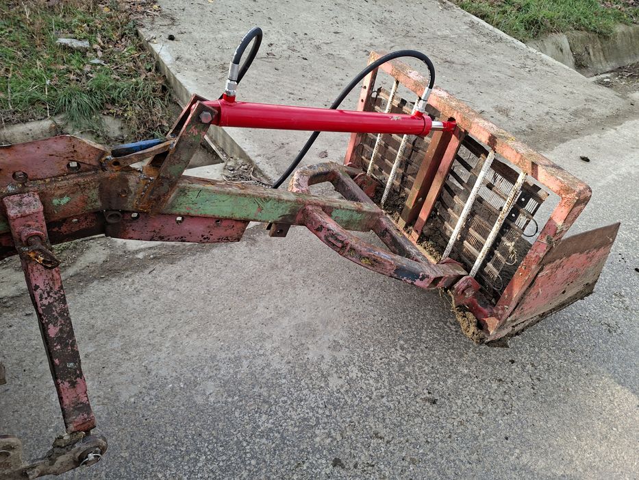 Cupă in tiranți cu cilindru