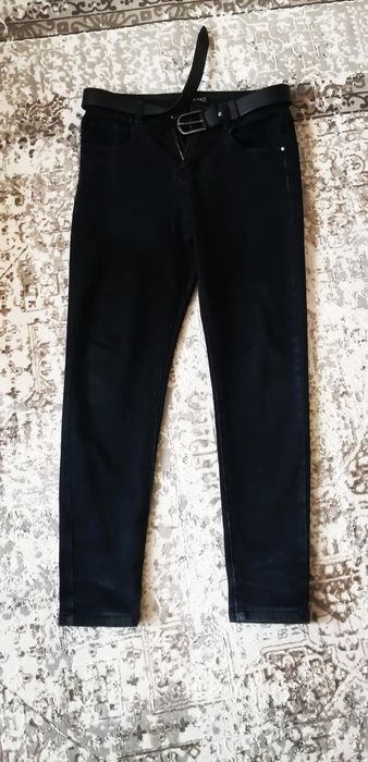 Продам джинсы для мальчика-подростка.