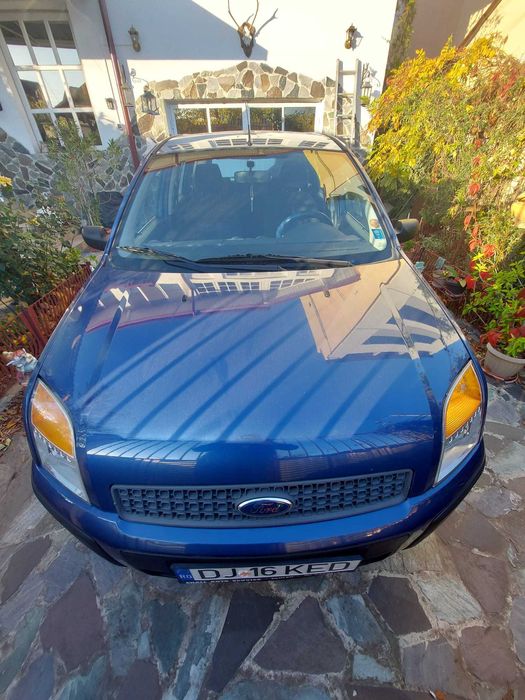 Vand Ford Fusion, motor 1.4 , 2008 , 175000 km reali, bine intretinuta