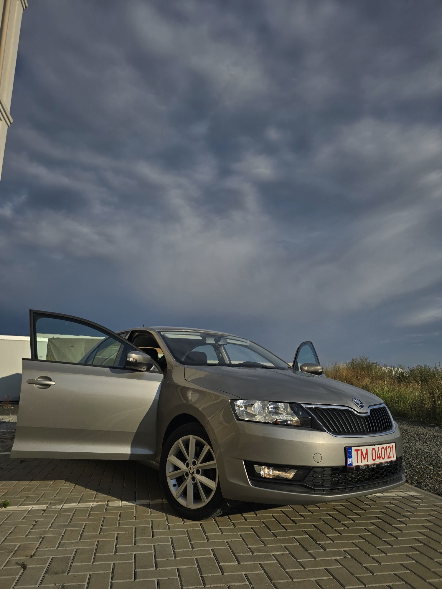 Vând Skoda Rapid 1.0 TSI