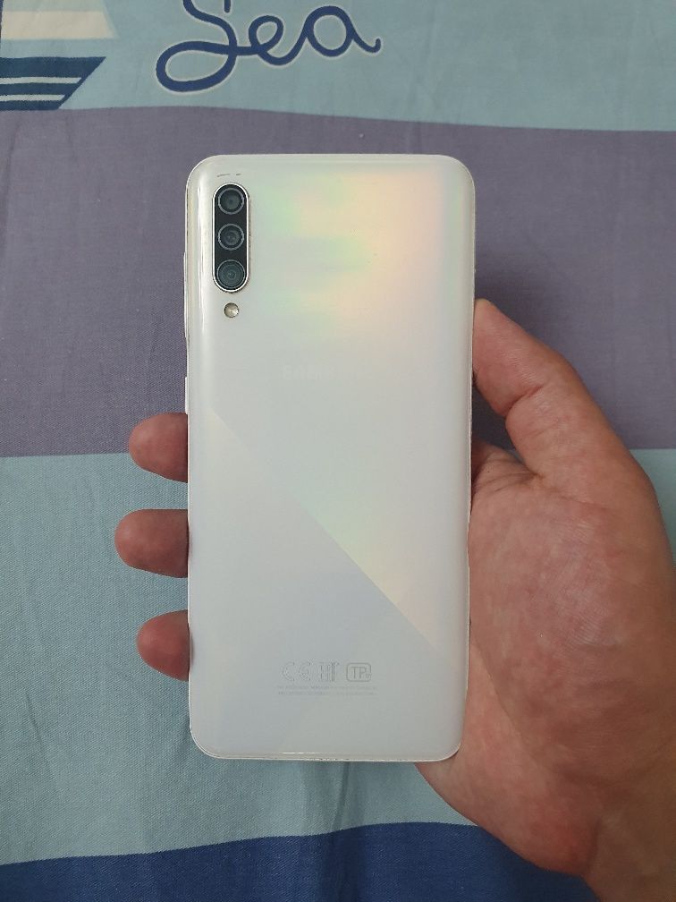 Srochna Sotiladi Samsung Galaxy A30s 3/32Gb sastayaniya yaxshi Zor