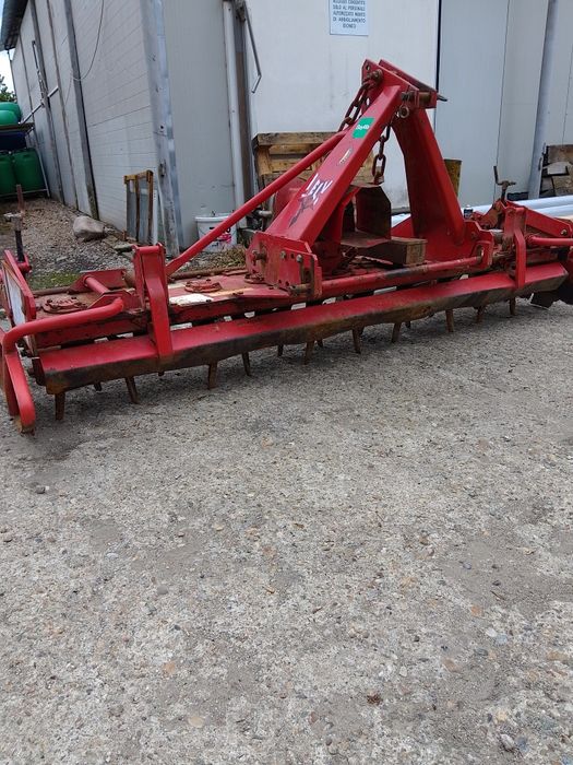 Freză rotativă Lely cu tăvălug 2.5m