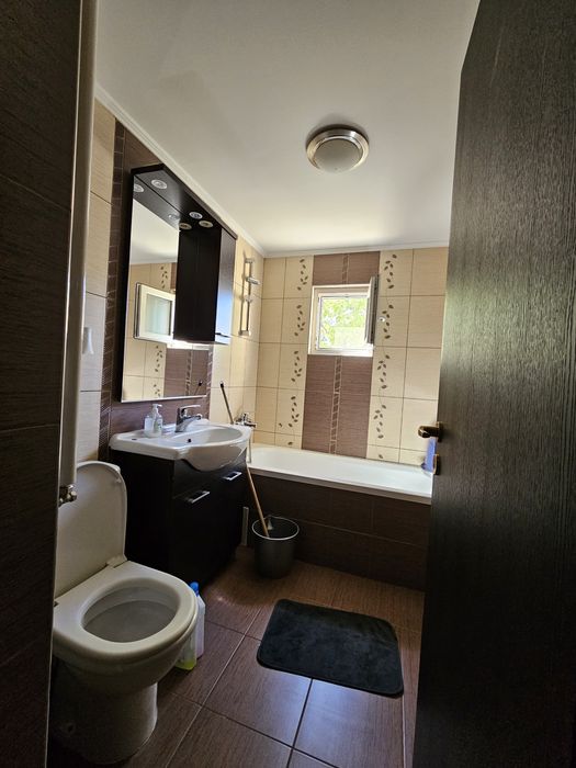 Chirie ap 3 cam tip PB str Petre Ispirescu ,loc de parcare