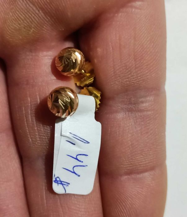 Cercei din aur 14k. Model sfere cu fatete, 1.44g