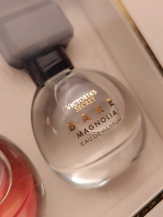 подаръчен комплект парфюми Victoria's Secret