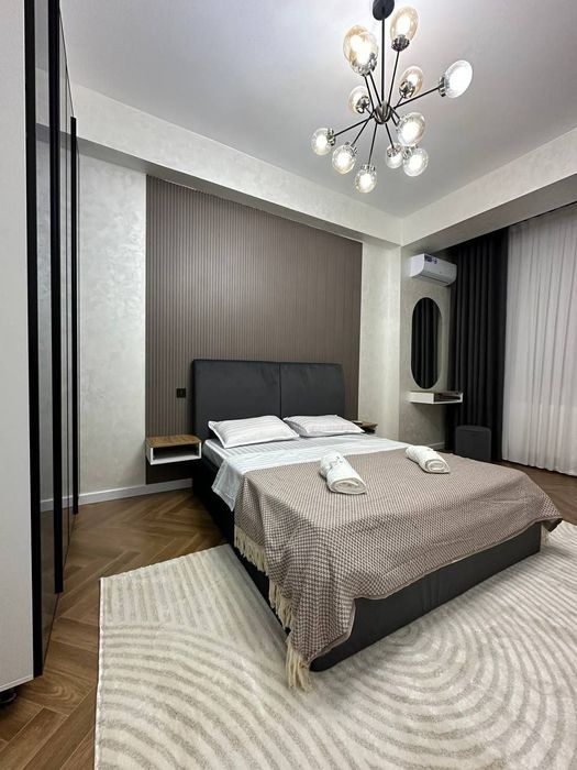 Квартира продаётся новостройка Чиланзар 3 квартал 2в3/9/10 меб тех 76м