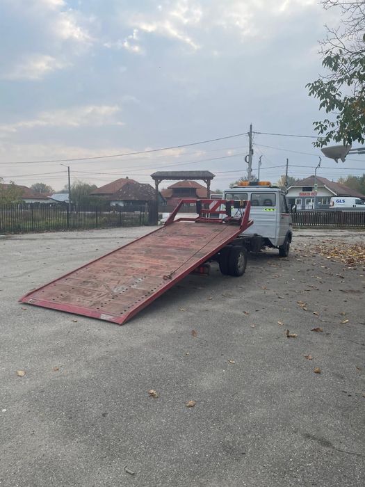 Autoplatforma hidraulica Iveco Daily