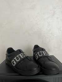 Sneakersi GUESS cu diamante