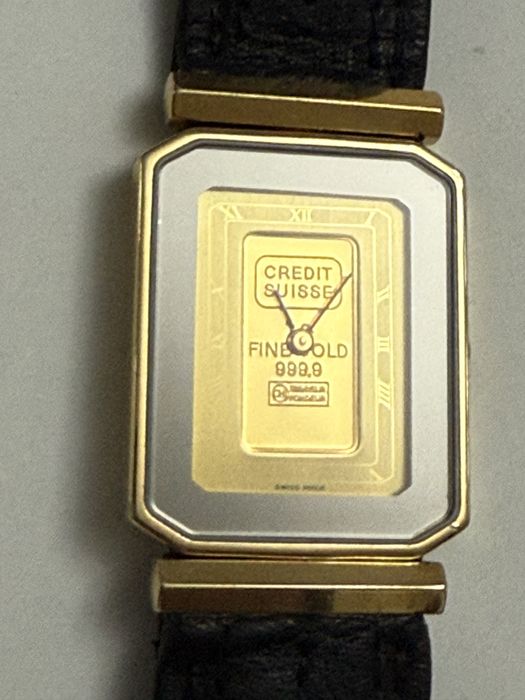 Ceas Catena cu cadran lingou de aur credit suisse