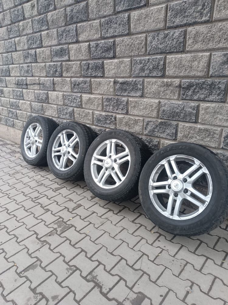 Продам диски с резиной 20диаметр