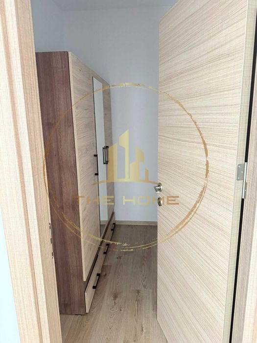 Дава се под наем Тристаен апартамент в Варна, Цветен квартал - 150 кв.м за 720 € - Снимка #11