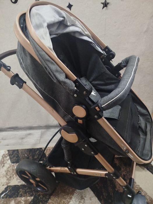 Продам детскую коляску