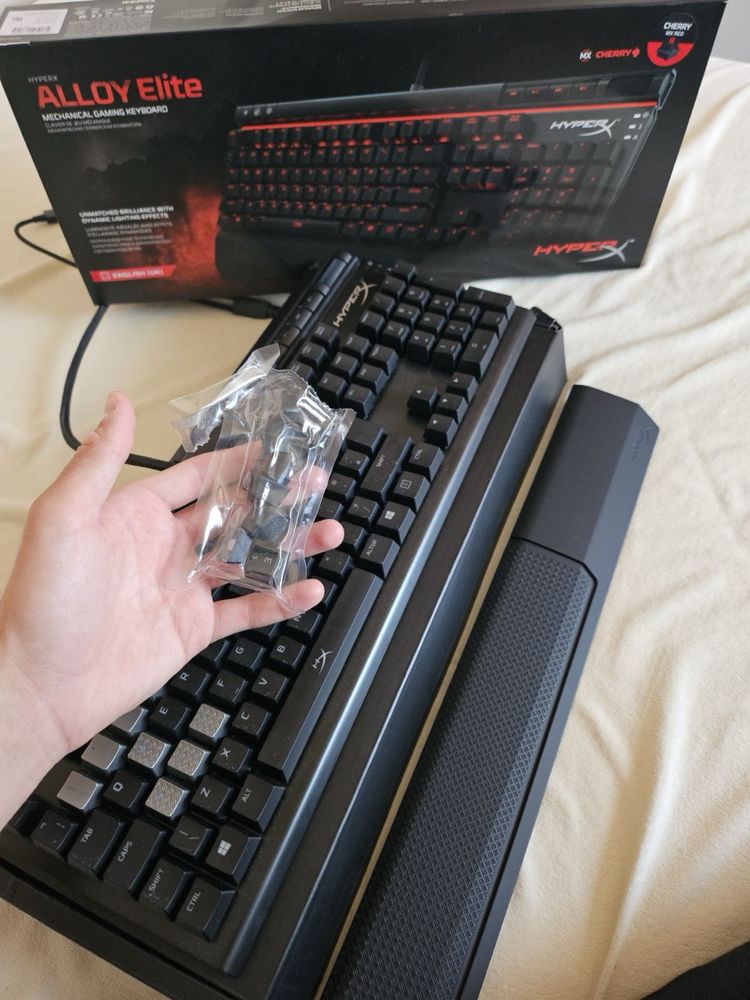 Hyperx Alloy Elite клавиатура