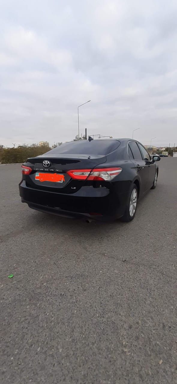 Toyota Camry  срочно