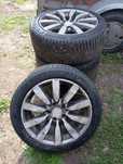 Vând anvelope 225/45/R17