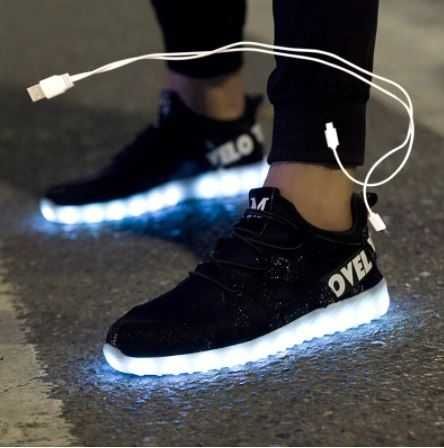 Светещи LED обувки / USB зареждане / Glowing shoes / 35 - 44 номер /