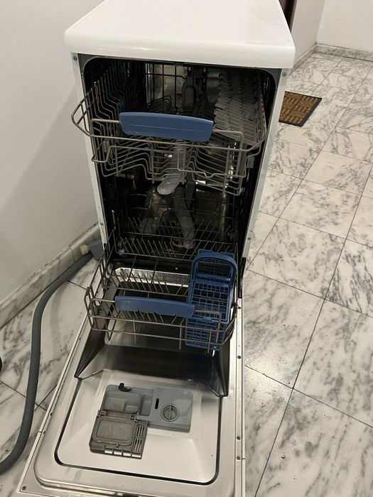 Съдомиална Indesit 45см