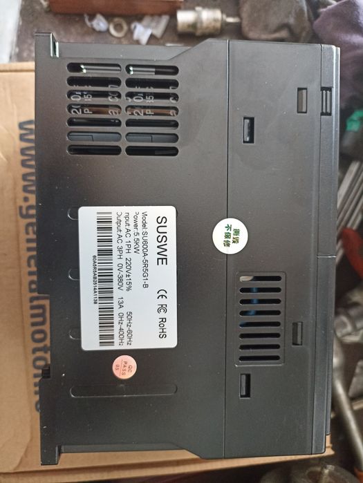 Convertizor frecventa 5.5 kw alimentare monofazata