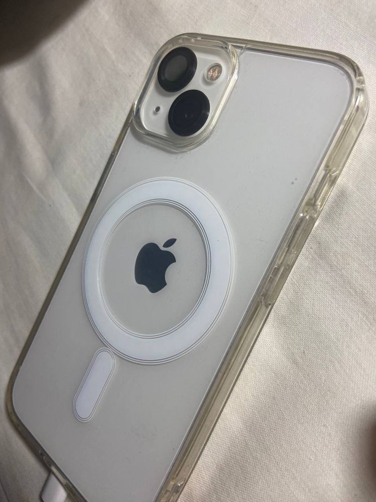 Iphone 13 White .