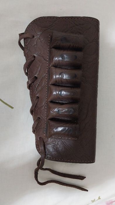 Продам чехол новый