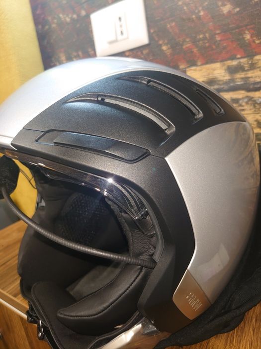 Casca moto BMW Airflow 2+sistem comunicare-noua 0 km!!! august2025