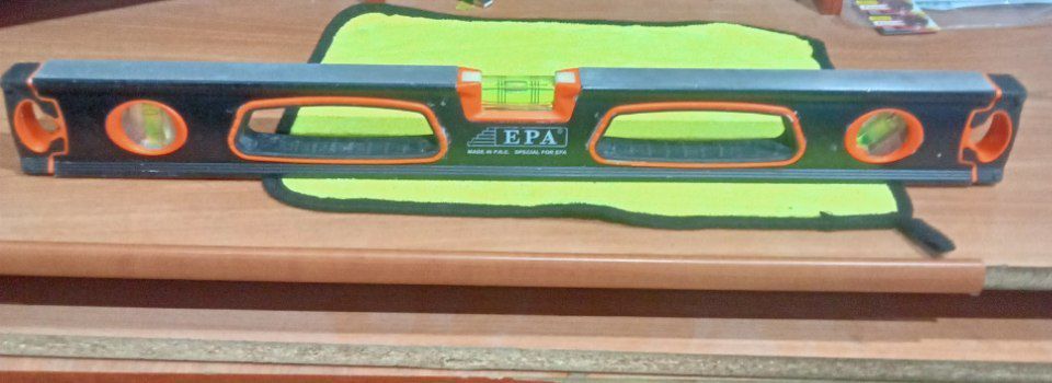 Строительный уровень