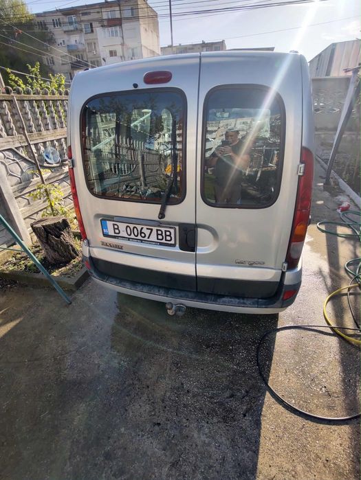 Рено Канго Лек Автомобил